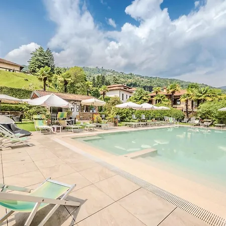 Hotiday Collection - 3* Стреза