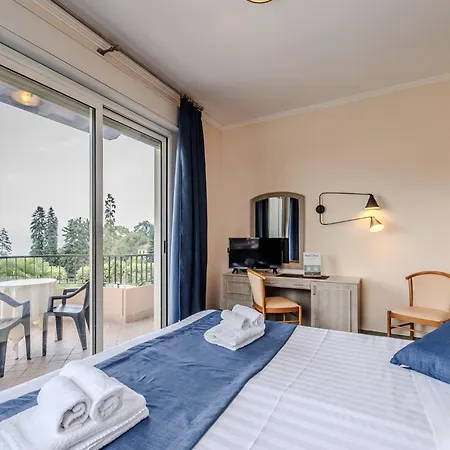 Готель Hotiday Collection - Стреза