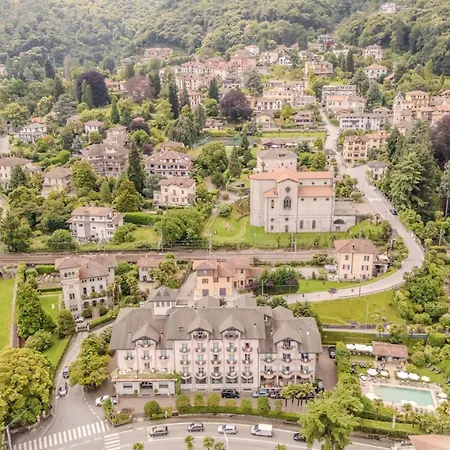 Hotiday Collection - Стреза