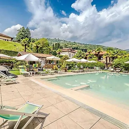 Hotiday Collection - Hotel
