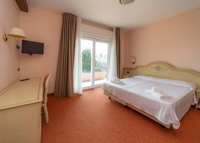 Hotell Hotiday Collection -