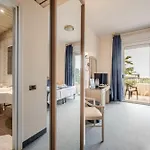 Hotel Hotiday Collection - Stresa