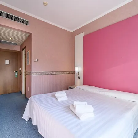 Hotiday Collection - فندق 3*